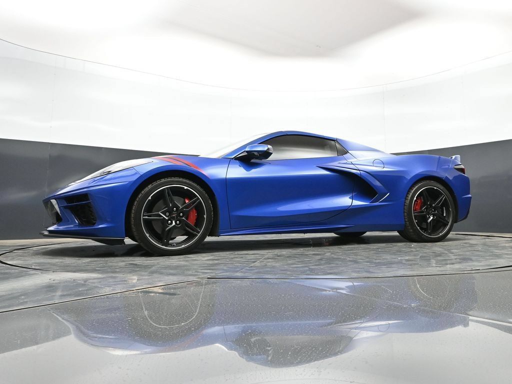 Used 2022 Chevrolet Corvette Stingray Premium Conv w/ Z51 Performance Package RWD image 48