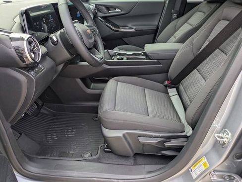 New 2026 Chevrolet Equinox LT FWD image 10