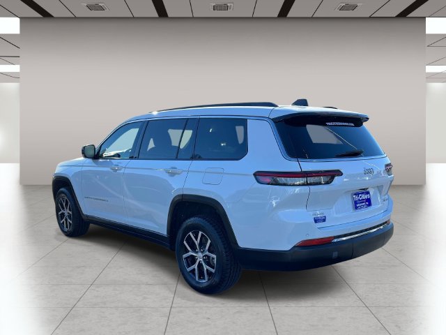Certified 2024 Jeep Grand Cherokee L Limited AWD/4WD image 6