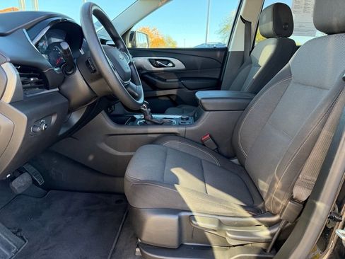 Certified 2021 Chevrolet Traverse LS image 6