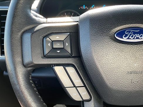 Used 2020 Ford F150 XLT w/ Equipment Group 302A Luxury AWD/4WD image 22