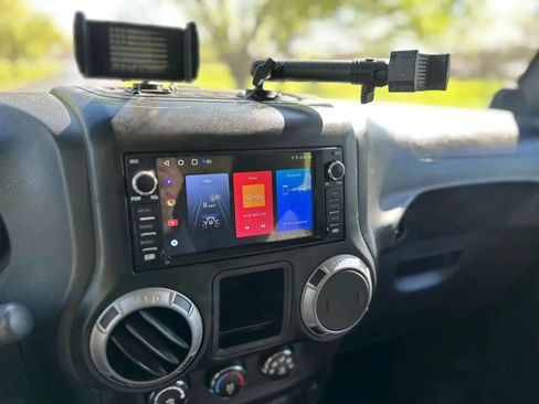 Used 2012 Jeep Wrangler Sport AWD/4WD image 18