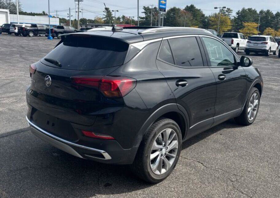 Used 2023 Buick Encore GX Essence w/ Advanced Technology Package AWD/4WD image 3