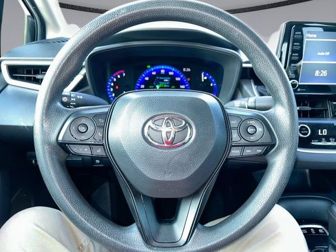 Used 2022 Toyota Corolla LE FWD image 14