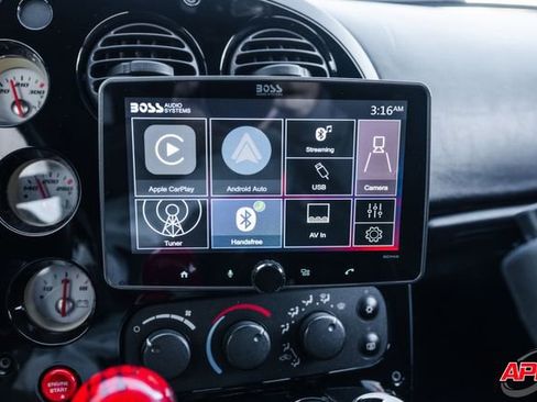 Used 2004 Dodge Viper SRT-10 image 17