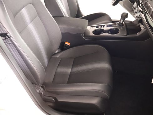Used 2025 Honda Civic Sport image 12