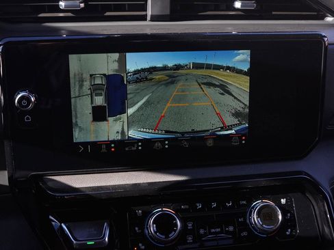 New 2025 GMC Sierra 1500 AT4 w/ AT4 Premium Package image 23