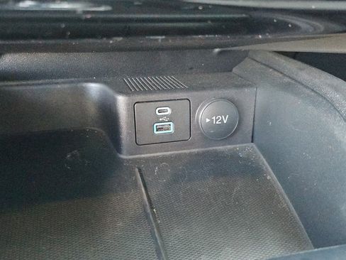 Used 2022 Ford Escape SE FWD image 23