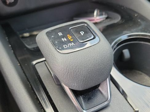Certified 2026 Nissan Rogue SV FWD image 31