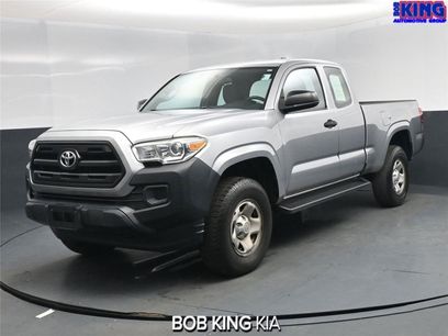 Used 2016 Toyota Tacoma SR