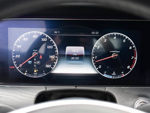 Used 2018 Mercedes-Benz E 400 Cabriolet w/ Premium 3 Package image 15