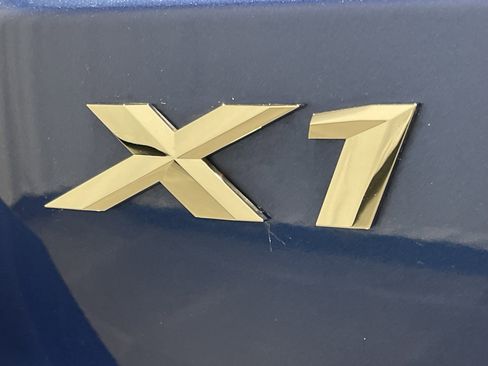Used 2025 BMW X1 xDrive28i w/ Premium Package image 25