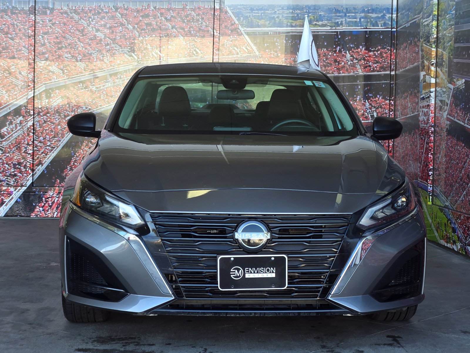 Used 2024 Nissan Altima 2.5 SV FWD image 3