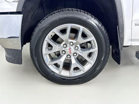 Used 2018 GMC Sierra 1500 SLT w/ SLT Premium Package AWD/4WD image 31