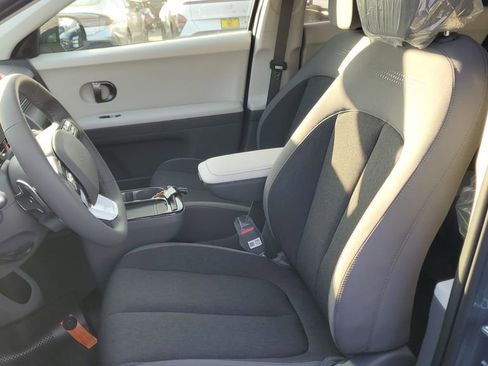 New 2026 Hyundai Ioniq 5 SE image 9