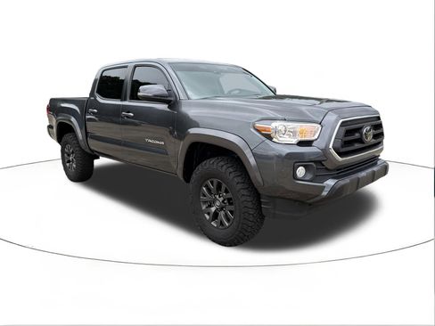 Used 2023 Toyota Tacoma SR5 AWD/4WD image 1