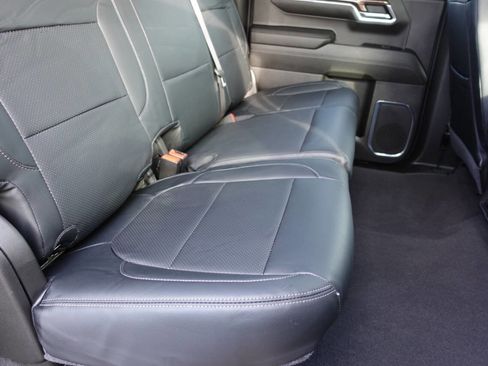 Used 2024 Chevrolet Silverado 1500 LT AWD/4WD image 29