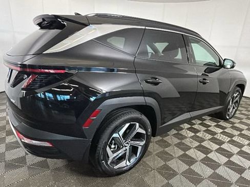 Certified 2024 Hyundai Tucson Limited AWD/4WD image 2