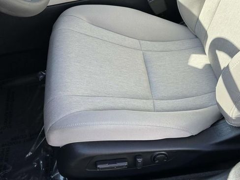 Certified 2025 Honda Accord SE image 13