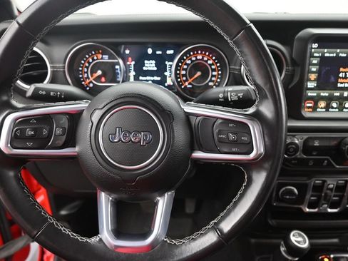 Used 2021 Jeep Gladiator Overland w/ Popular Equipment Package AWD/4WD image 21