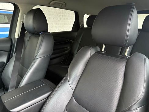 Used 2021 MAZDA CX-9 Touring image 2