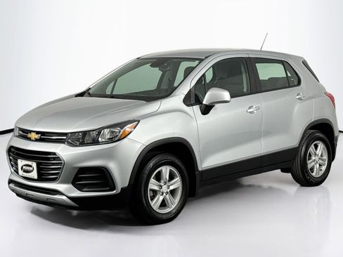 Used 2020 Chevrolet Trax LS w/ LPO, Protection Package image 6