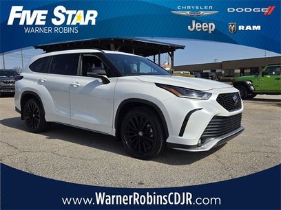 Used 2024 Toyota Highlander XSE