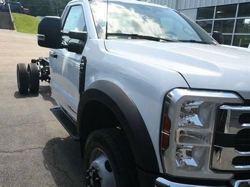 New 2026 Ford F450 XL w/ XL Chrome Package AWD/4WD image 3