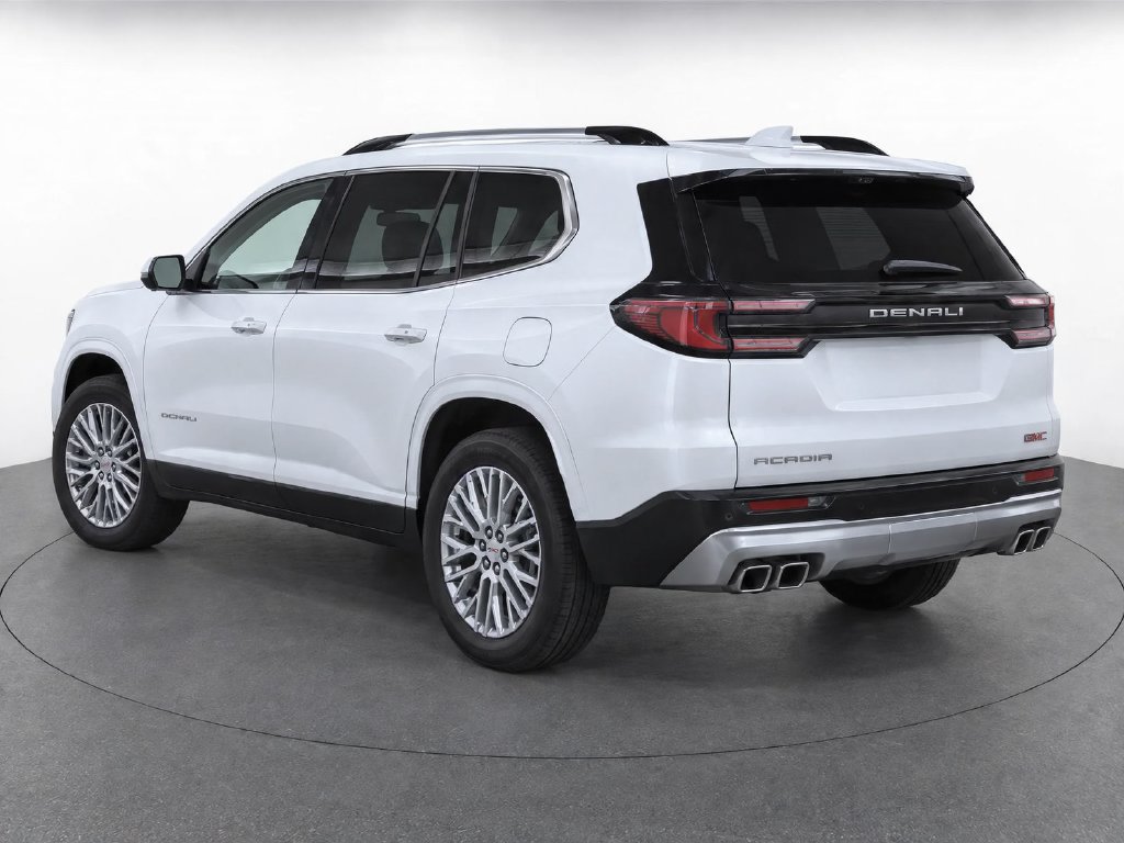 Used 2024 GMC Acadia Denali w/ Super Cruise Package FWD image 3