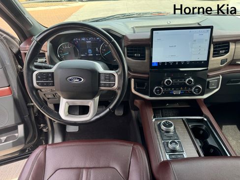Used 2022 Ford Expedition Max Limited AWD/4WD image 16