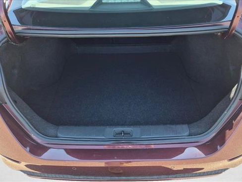 Used 2024 Nissan Sentra SV FWD image 6