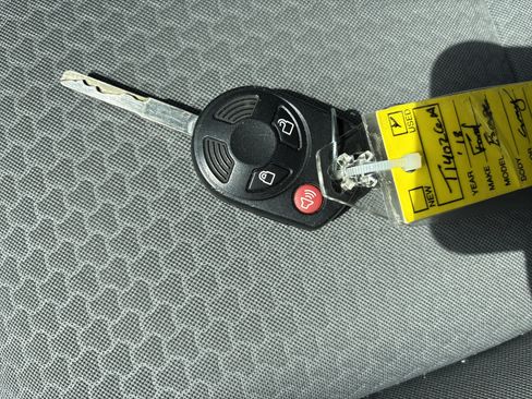 Used 2018 Ford Escape SE w/ SE Sync 3 Package FWD image 34