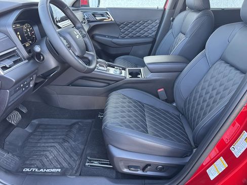 New 2025 Mitsubishi Outlander SEL image 23