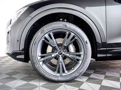 New 2026 Audi Q8 Premium image 6