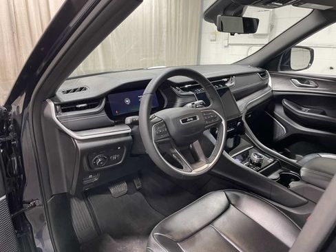 Used 2024 Jeep Grand Cherokee Limited 4xe AWD/4WD image 10