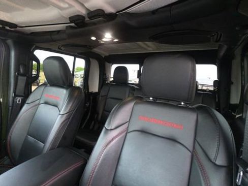 Used 2021 Jeep Gladiator Rubicon AWD/4WD image 14