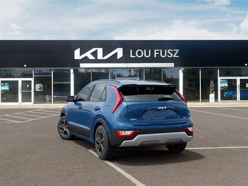 New 2026 Kia Niro EX FWD image 4