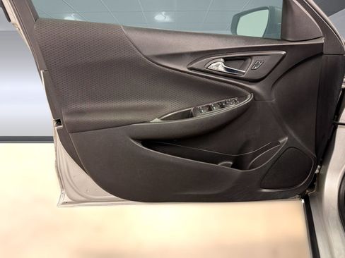 Used 2016 Chevrolet Malibu LS FWD image 13