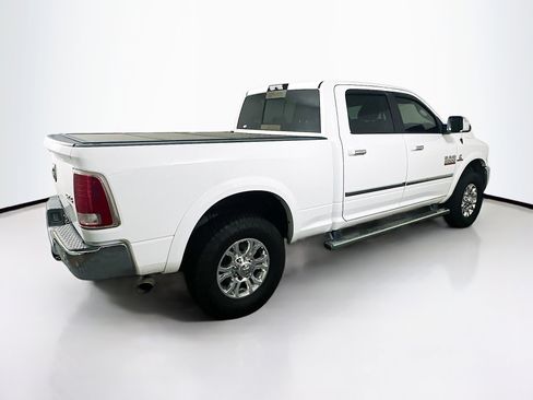 Used 2017 RAM 2500 Laramie AWD/4WD image 9