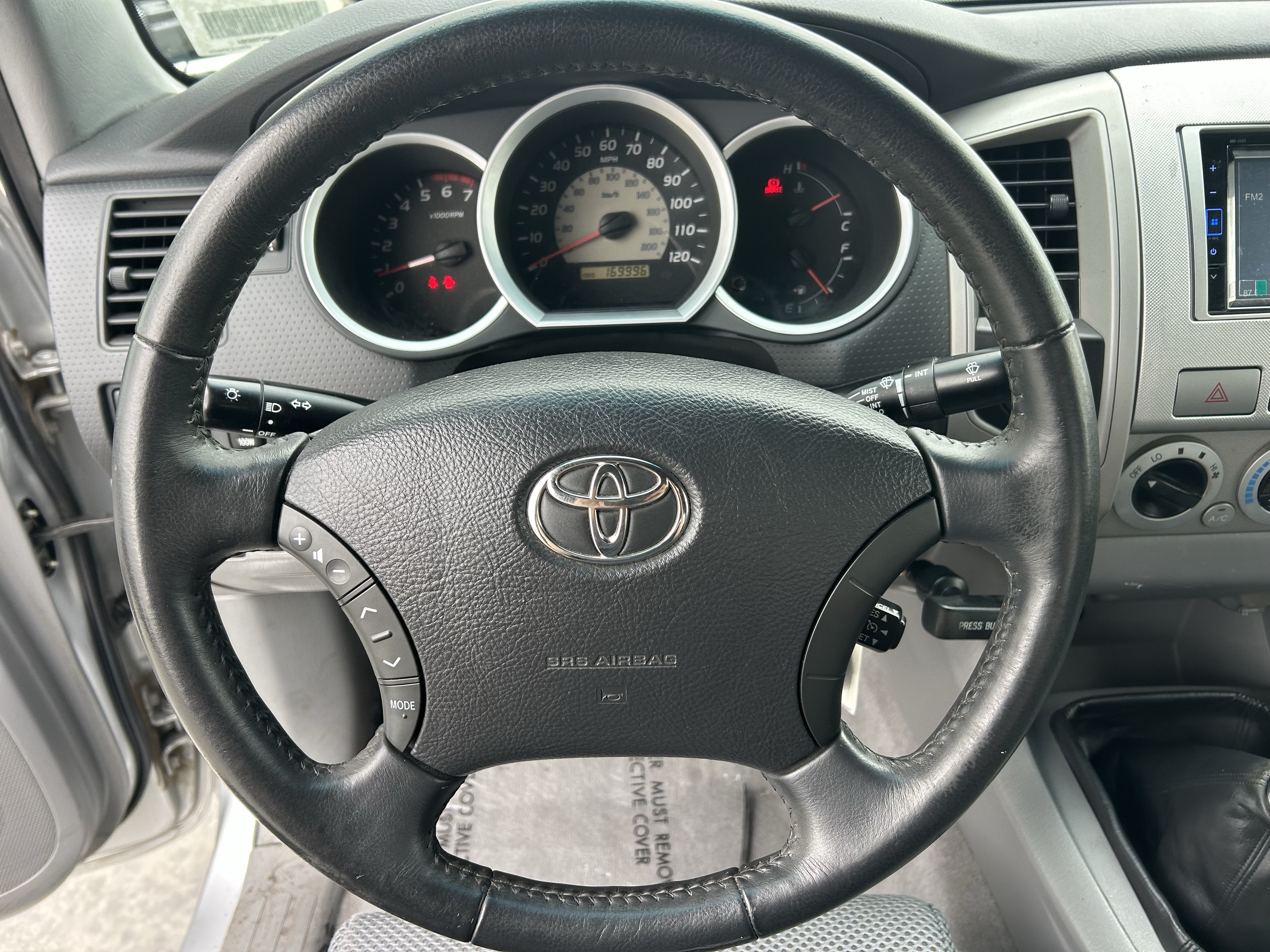 Used 2005 Toyota Tacoma 4x4 Access Cab image 25