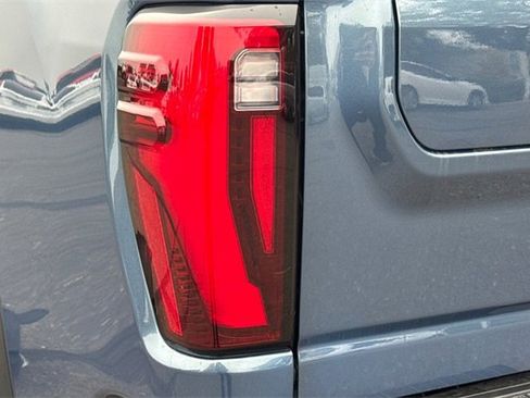 Used 2025 GMC Sierra 2500 Denali image 48
