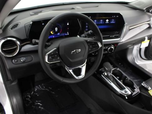 New 2026 Chevrolet Trax ACTIV FWD image 7