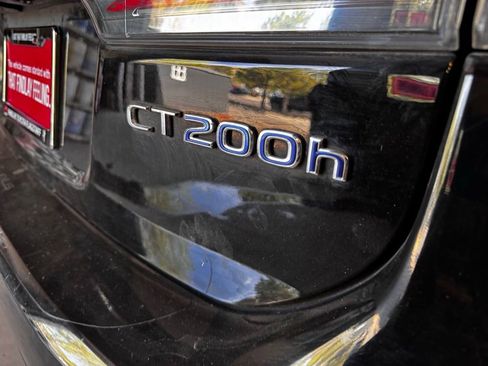 Used 2016 Lexus CT 200h w/ Navigation Package image 17