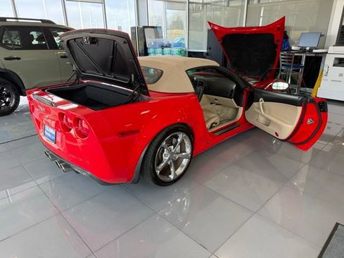Used 2010 Chevrolet Corvette Grand Sport w/ Preferred Equipment Group image 20