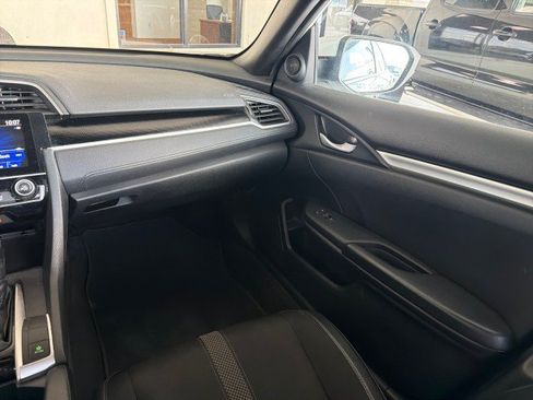Used 2020 Honda Civic Sport image 24