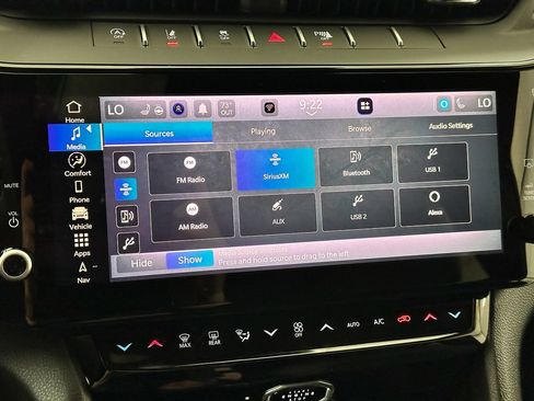 New 2026 Jeep Grand Cherokee L 4WD image 37