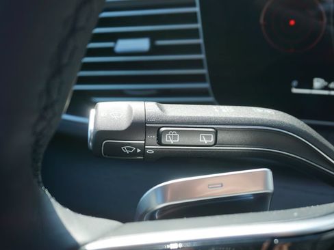 Certified 2026 Mercedes-Benz GLE 350 4MATIC image 30