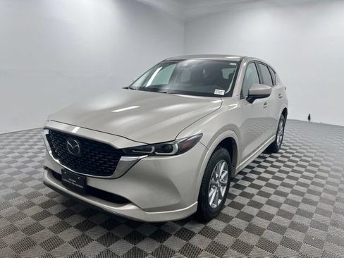 Used 2025 MAZDA CX-5 AWD 2.5 S w/ Preferred Package image 2