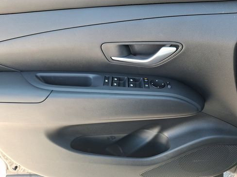 New 2026 Hyundai Tucson SEL image 11