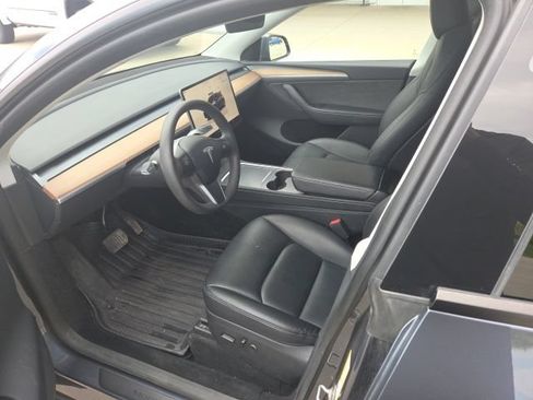 Used 2023 Tesla Model Y Long Range AWD/4WD image 11